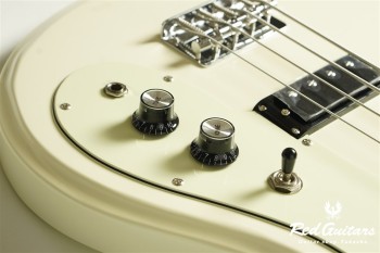 DMB-206 - Vintage White